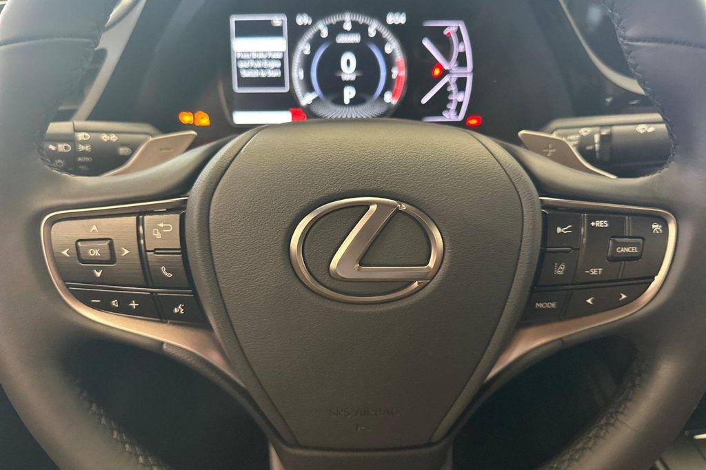 new 2025 Lexus ES 350 car, priced at $49,935