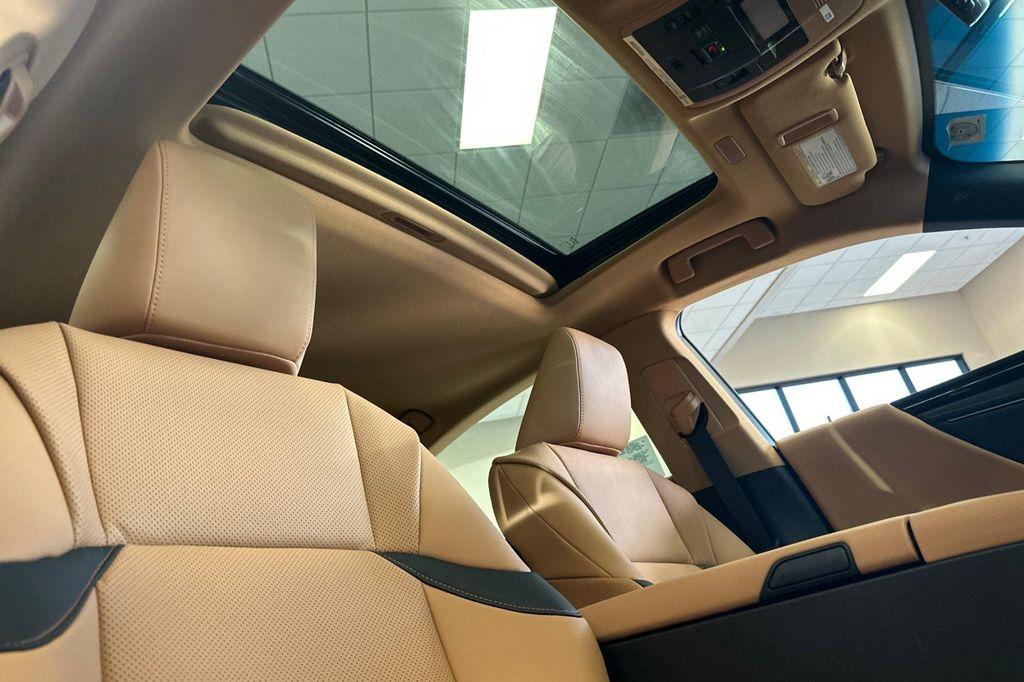new 2025 Lexus ES 350 car, priced at $49,935