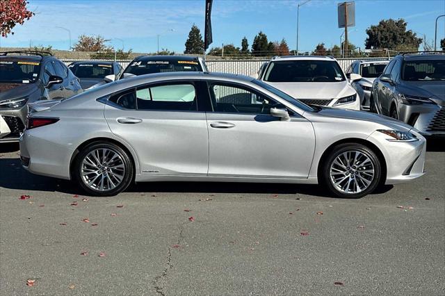 used 2020 Lexus ES 300h car, priced at $32,788