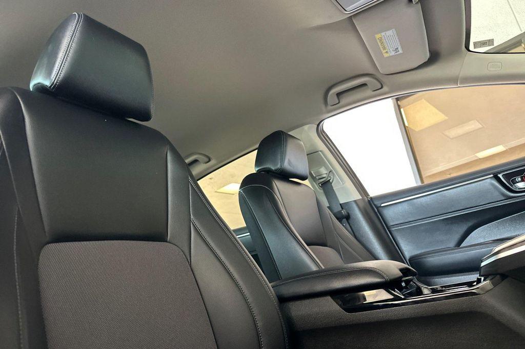 used 2018 Honda Clarity Plug-In Hybrid car, priced at $21,388