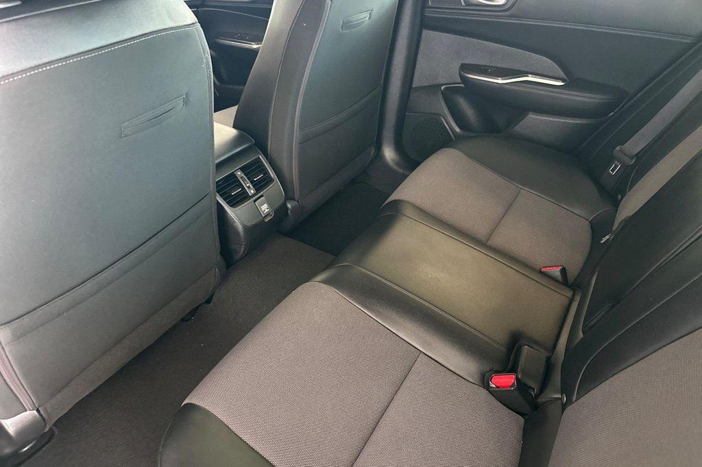 used 2018 Honda Clarity Plug-In Hybrid car, priced at $21,388