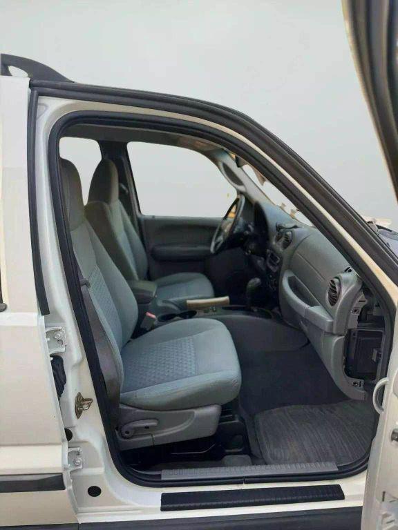 used 2007 Jeep Liberty car, priced at $5,900