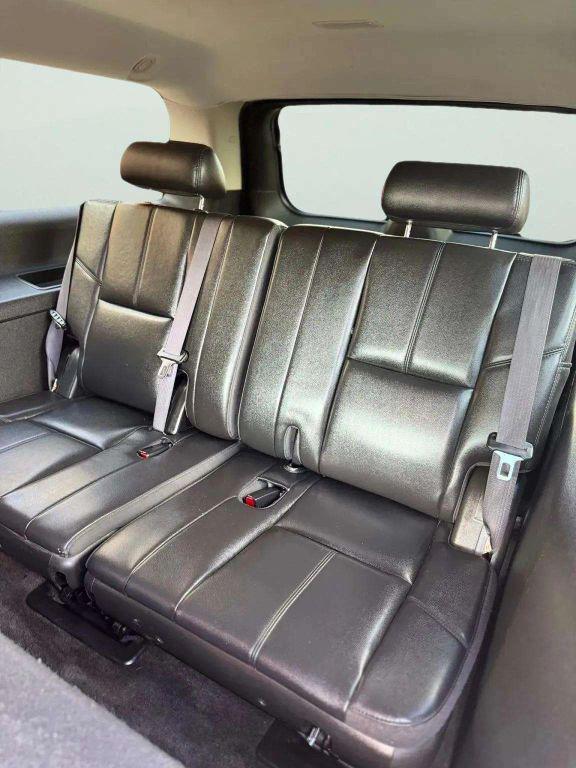 used 2014 Chevrolet Suburban car, priced at $10,900