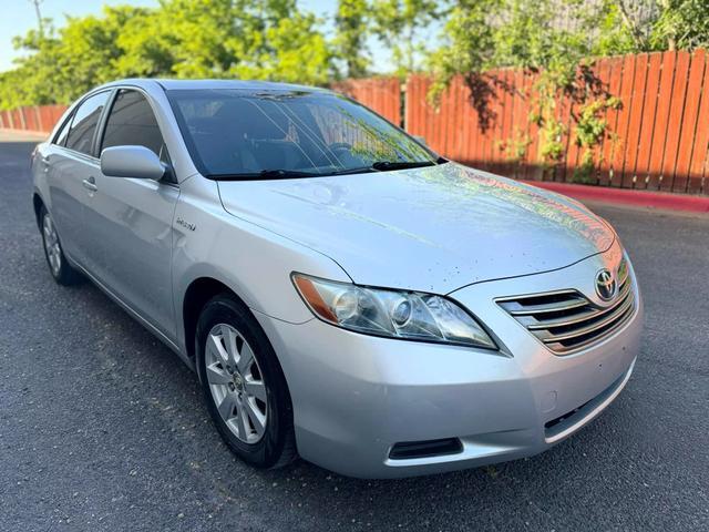 used 2007 Toyota Camry Hybrid car, priced at $7,400