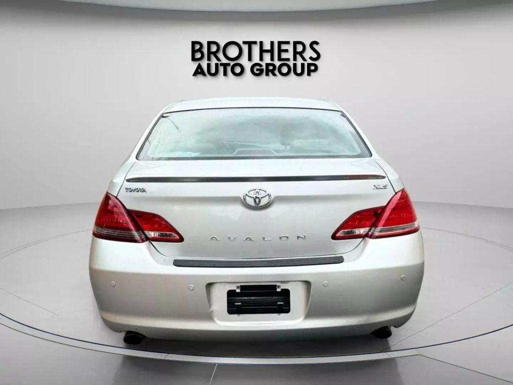 used 2007 Toyota Avalon car, priced at $8,900