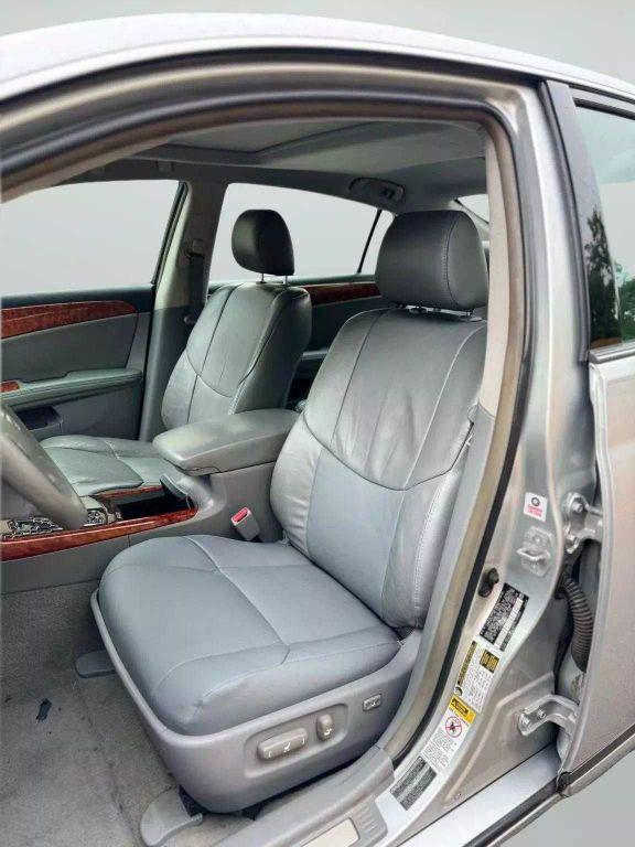 used 2007 Toyota Avalon car, priced at $8,900