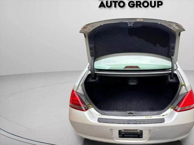 used 2007 Toyota Avalon car, priced at $8,900