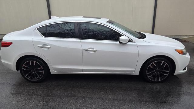 used 2014 Acura ILX car, priced at $13,900