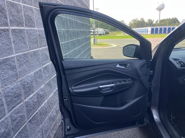 used 2014 Ford Escape car, priced at $6,000