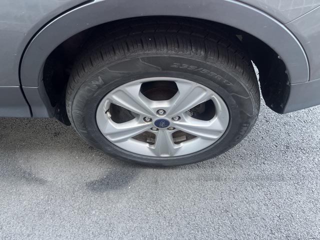 used 2014 Ford Escape car, priced at $6,000