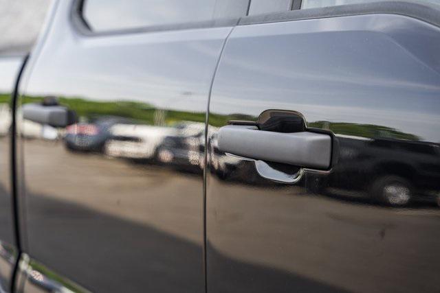 new 2025 Ford F-250 car, priced at $55,421