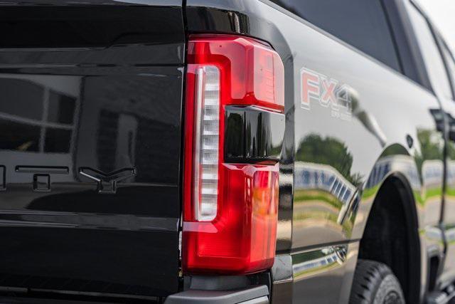 new 2025 Ford F-250 car, priced at $55,421