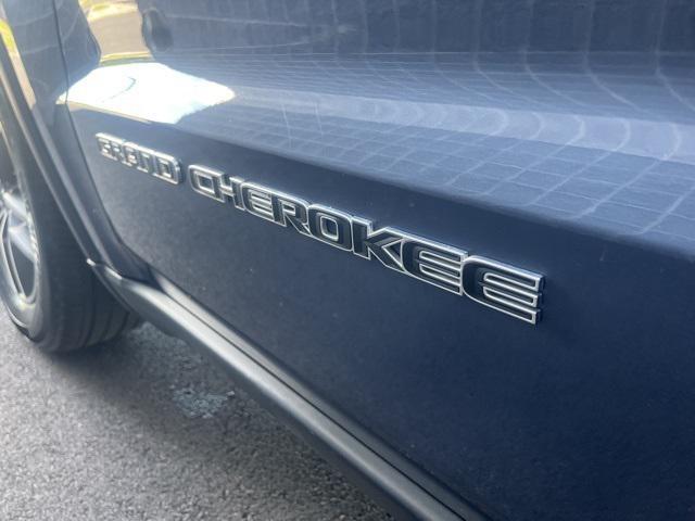 used 2020 Jeep Grand Cherokee car, priced at $22,150