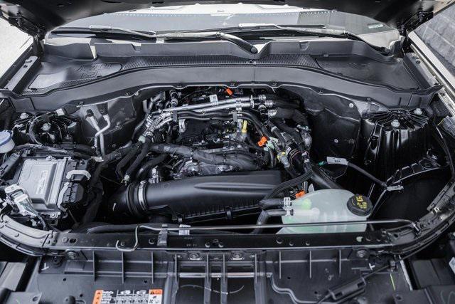 new 2025 Ford Explorer car, priced at $44,262