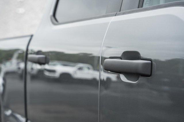 new 2025 Ford F-250 car, priced at $66,278