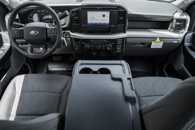 new 2025 Ford F-250 car, priced at $54,992