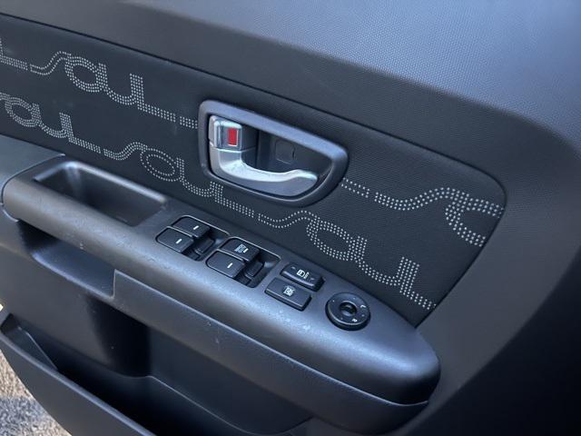 used 2013 Kia Soul car, priced at $9,800