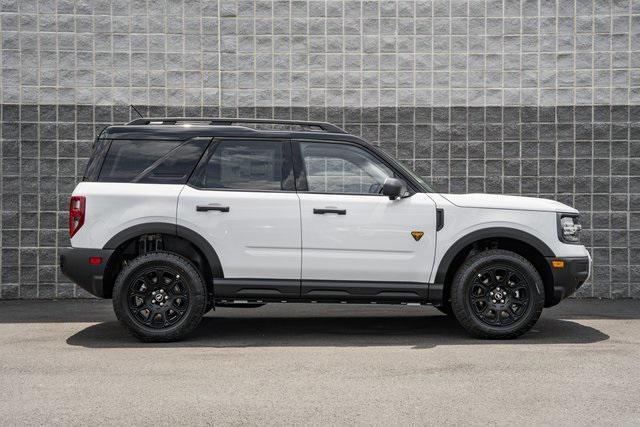 new 2025 Ford Bronco Sport car, priced at $37,974