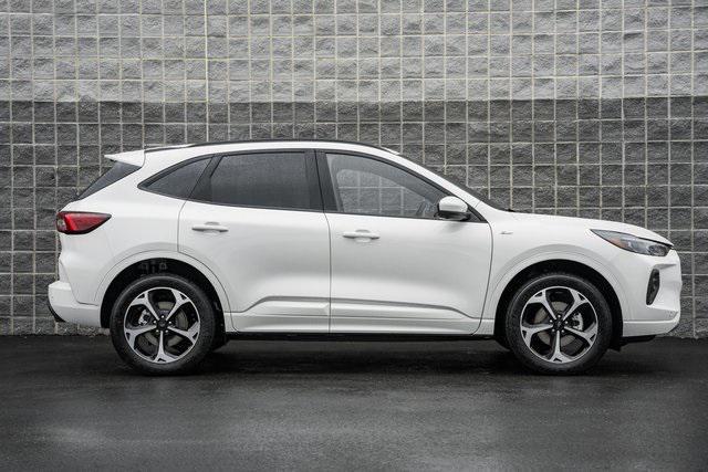 new 2024 Ford Escape car, priced at $33,000