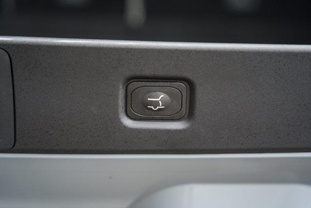 used 2025 Ford Expedition car, priced at $67,873