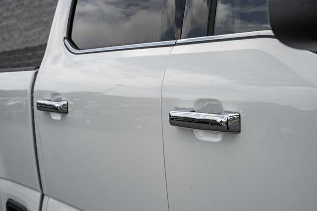 new 2025 Ford F-250 car, priced at $77,991