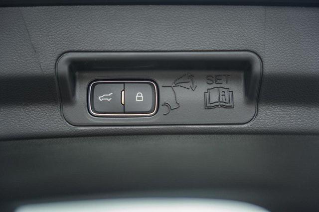 new 2025 Ford Explorer car, priced at $44,998