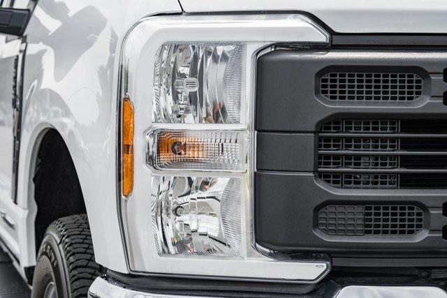 new 2025 Ford F-250 car, priced at $58,500