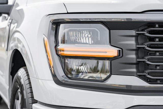 new 2024 Ford F-150 car, priced at $40,600
