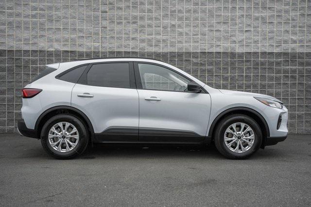 new 2025 Ford Escape car, priced at $26,712