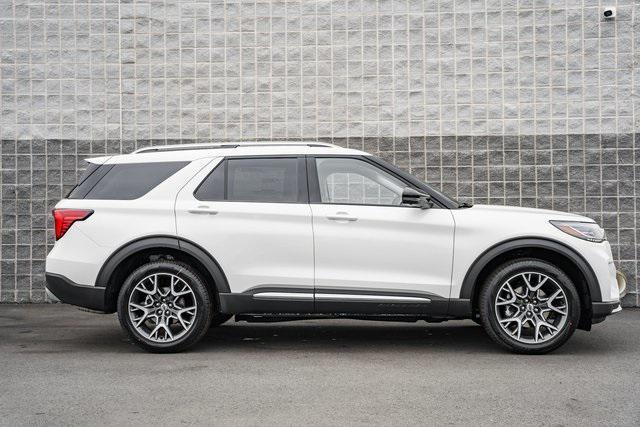 new 2025 Ford Explorer car, priced at $59,755