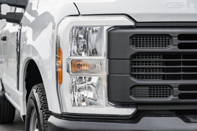 new 2024 Ford F-250 car, priced at $38,995