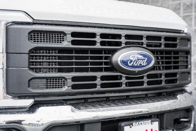 new 2025 Ford F-250 car, priced at $60,456