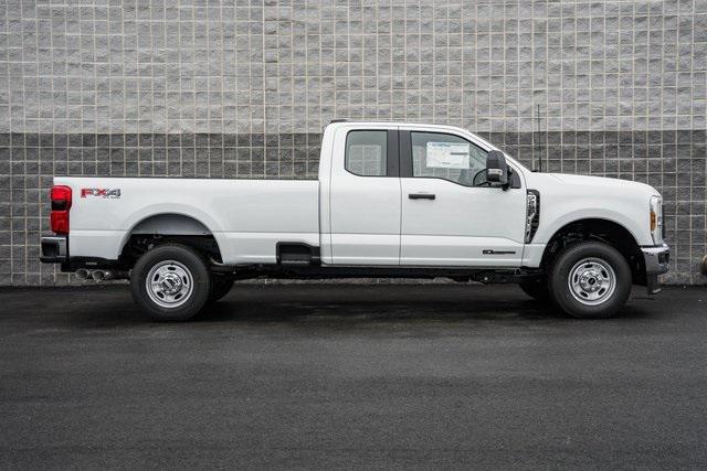new 2025 Ford F-250 car, priced at $60,456