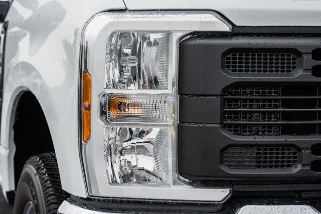 new 2025 Ford F-250 car, priced at $60,456