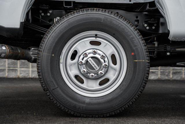 new 2025 Ford F-250 car, priced at $60,456