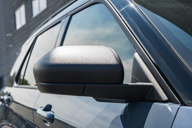 new 2025 Ford Explorer car, priced at $45,449
