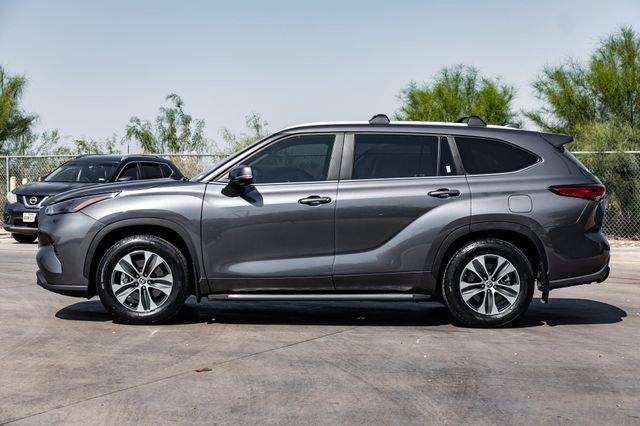 used 2023 Toyota Highlander car, priced at $35,988