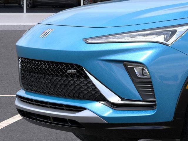 new 2025 Buick Envista car, priced at $28,275
