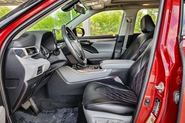 used 2022 Toyota Highlander car, priced at $37,945