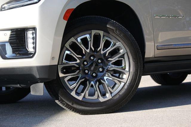 used 2023 GMC Yukon car, priced at $72,991