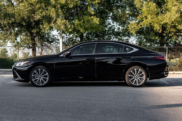 used 2021 Lexus ES 250 car, priced at $28,811