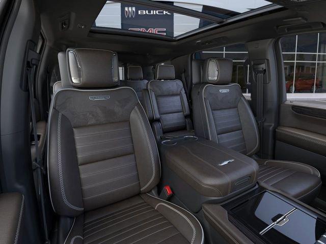 new 2025 GMC Yukon car, priced at $103,265