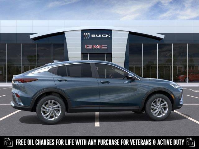 new 2025 Buick Envista car, priced at $26,875