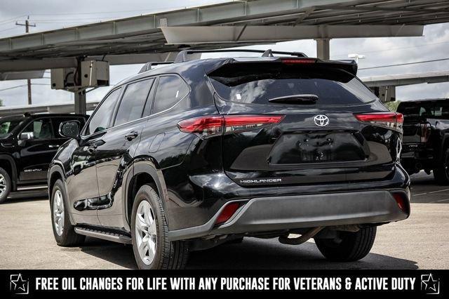 used 2022 Toyota Highlander car, priced at $26,971