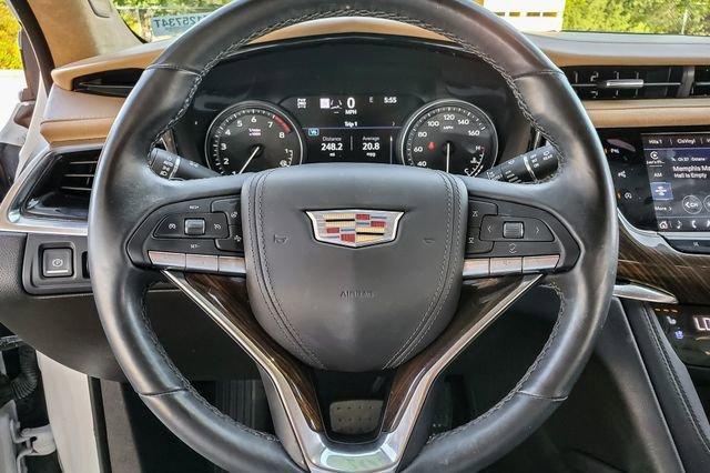 used 2022 Cadillac XT6 car, priced at $34,444
