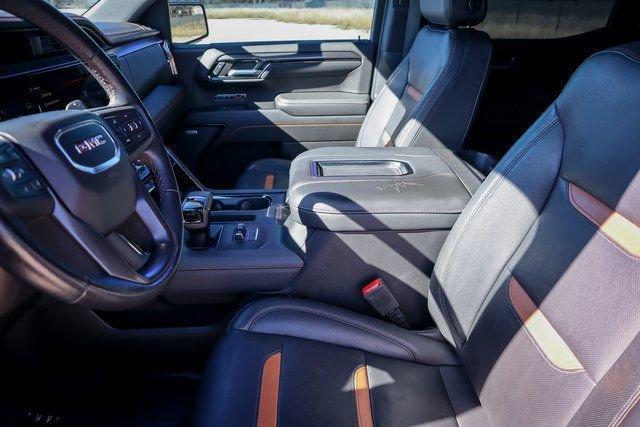 used 2022 GMC Sierra 1500 car, priced at $40,246
