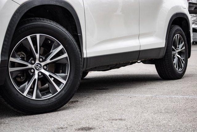 used 2019 Toyota Highlander car, priced at $24,431