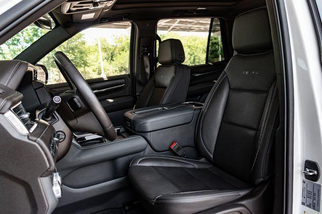 used 2022 GMC Yukon car, priced at $59,404