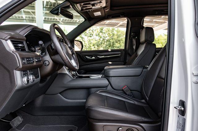 used 2022 GMC Yukon car, priced at $59,404