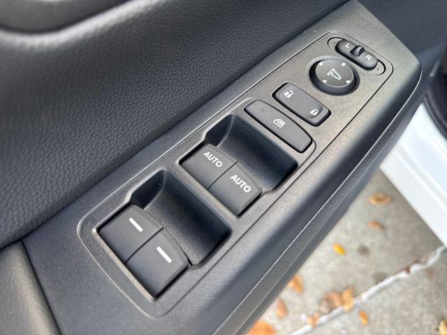 new 2026 Honda CR-V Hybrid car, priced at $40,705